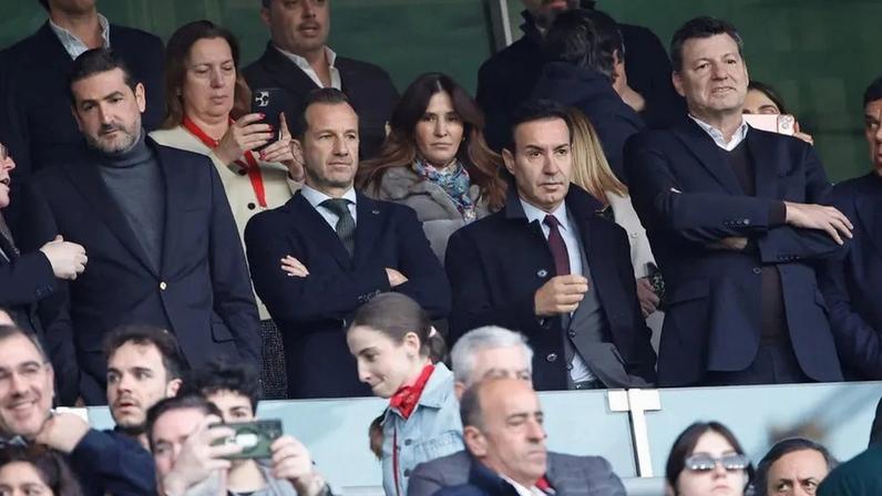 Frederico Varandas ao lado de António Salvador no Sp. Braga-Sporting