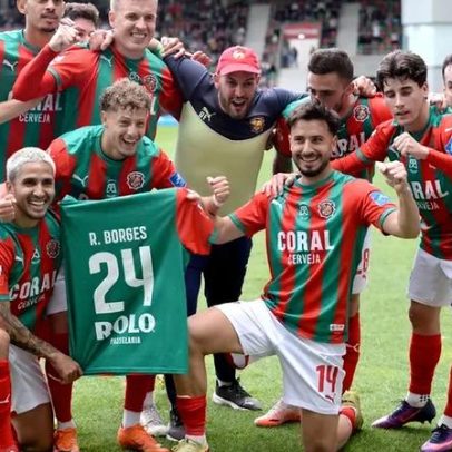 Marítimo vence FC Porto B por 2-1 e aproxima-se da subida