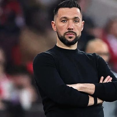 FC Porto apresenta o onze para o jogo com o Estugarda