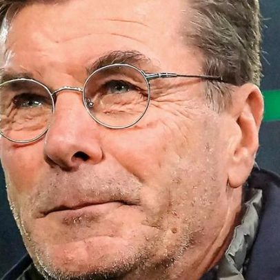 Dieter Hecking volta ao Wolfsburgo para evitar a descida