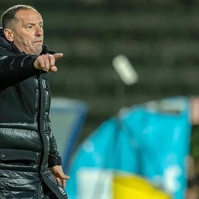 Santa Clara volta a não sofrer golos após nove jogos