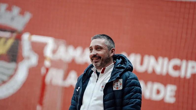 Nuno Silva, treinador do Caxinas