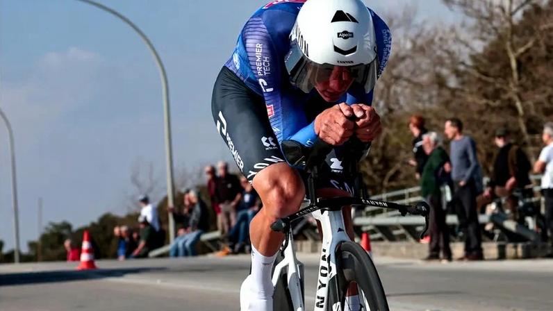 Van der Poel vence etapa e Del Toro lidera Tirreno-Adriático