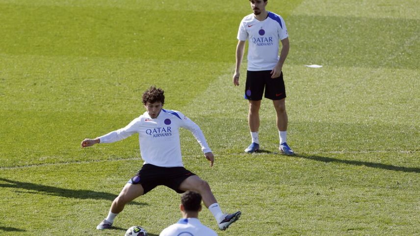João Neves volta aos convocados do PSG para o jogo com o Chelsea