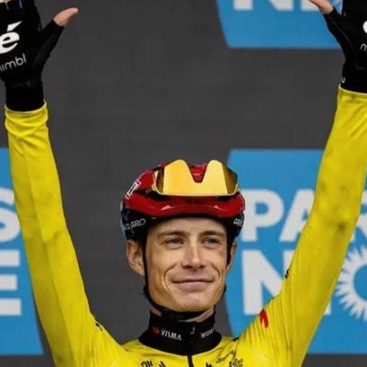 Vingegaard lidera a quarta etapa do Paris-Nice em meio ao caos