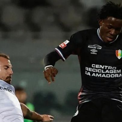 Eddy Doué encanta João Nuno e promete ser jogador promissor