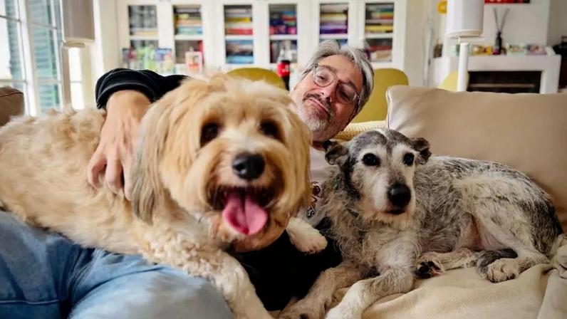 Nuno Markl está de volta a casa! E às "patas" das suas cadelinhas