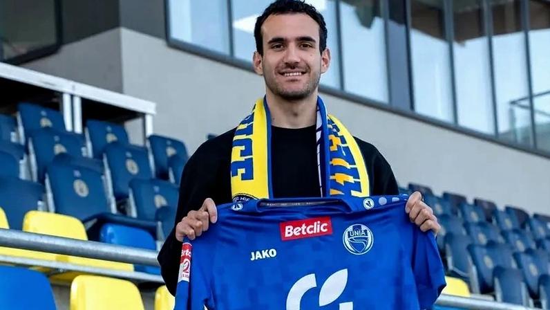 Irmão de Pavlidis assina por novo clube e recebe apoio e conselhos