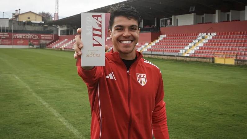 Roni distinguido pelos adeptos