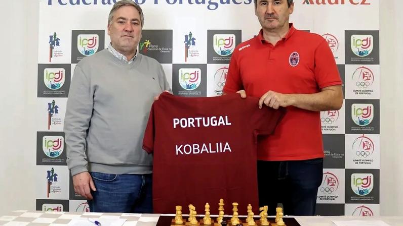 Dominic Cross e Mikhail Kobalia