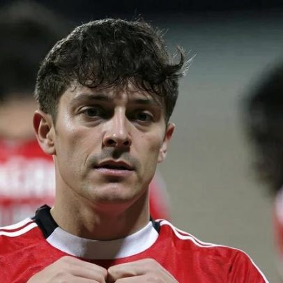 Gonçalo Moreira pode ser o sétimo jovem lançado por Mourinho