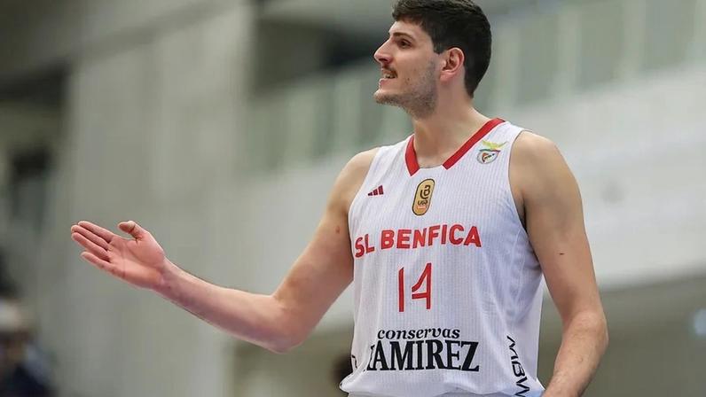 Daniel Relvão lança jogo