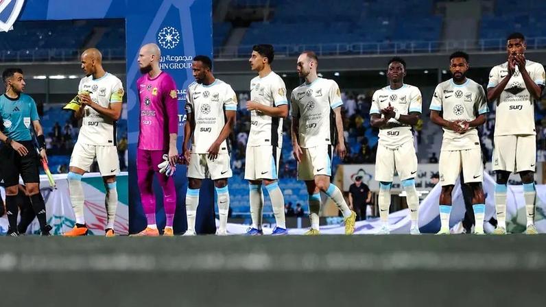 Al Ittihad de Sérgio Conceição perde e continua fora do top'5 na Liga saudita