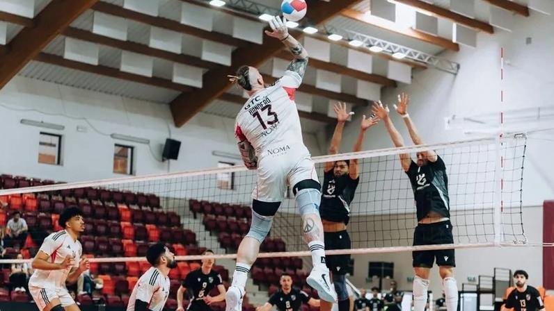 Benfica vence V. Guimarães e garante vaga à final Taça de Portugal de voleibol