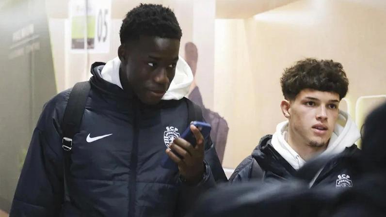 Salvador Blopa volta a parar por lesão