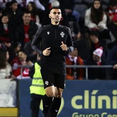 Mário Branco visita balneário do árbitro após Arouca-Benfica