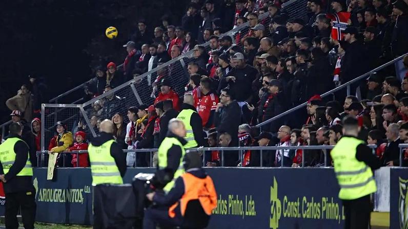 Barcelona e Juventus atentos ao Arouca-Benfica