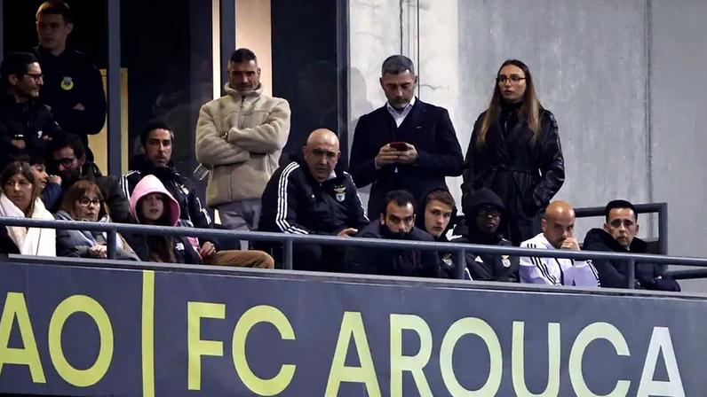 Lopes Cabral ficou na bancada