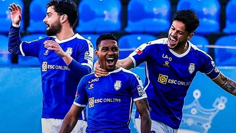 Feirense vence Penafiel por autogolo em Santa Maria da Feira
