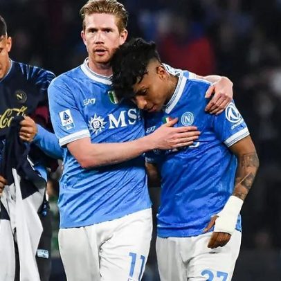 Alisson Santos realiza sonho de jogar com Kevin de Bruyne