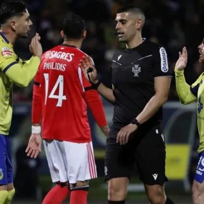Iturralde González comenta atuação do árbitro do Arouca-Benfica com Dahl e Zaidu