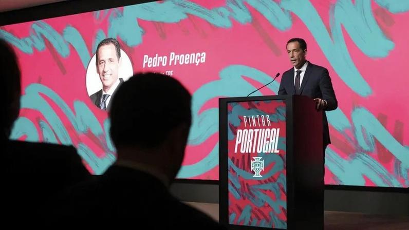 Pedro Proença na apresentação do projeto Pintar Portugal
