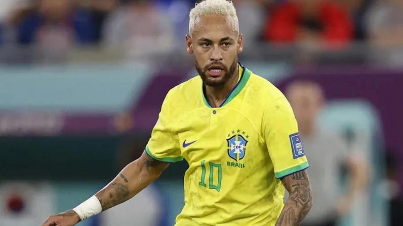 Neymar admite tristeza por não ter sido convocado
