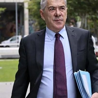 José Sócrates tem novo advogado oficioso: Luís Esteves é o quinto