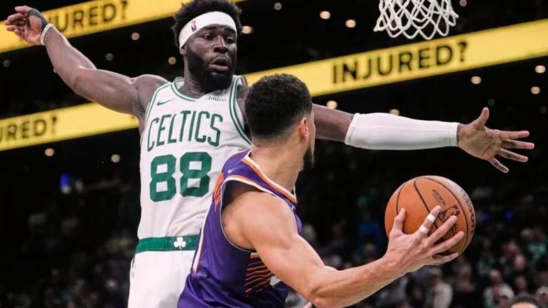 Neemias Queta soma cinco pontos na vitória dos Celtics sobre os Suns