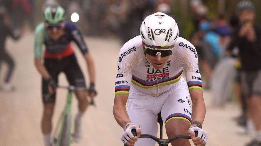 Pogacar determinado a vencer Milão-Sanremo