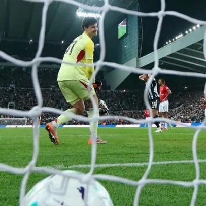 Manchester United traça planos para a baliza em 2026/27