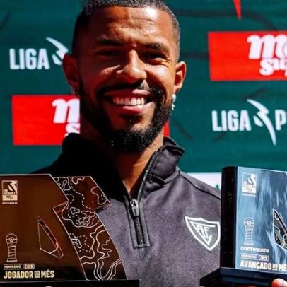 Recebe prémios de fevereiro e afirma: o verdadeiro Clóvis esteve sempre aqui