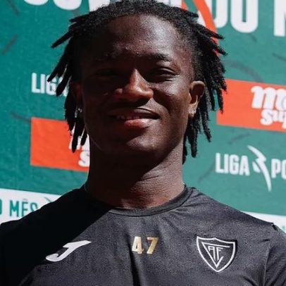 Gohi recebe o prémio de melhor jovem da 2.ª Liga em fevereiro
