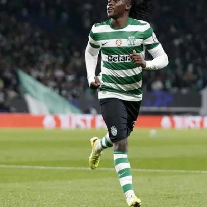 Extremo pode ser convocado pelo Santa Clara enquanto pensa no Arsenal