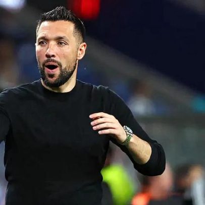 Farioli elogia Diogo Costa pela atuação, forma de honrar a memória de Silvino