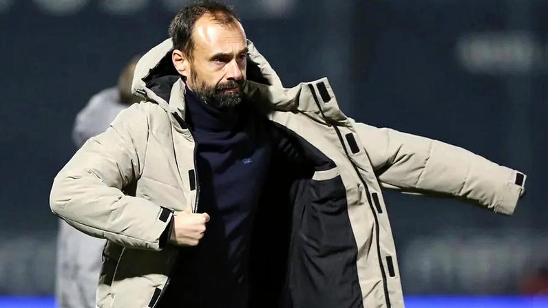 Hugo Oliveira antevê novidades em breve sobre renovação