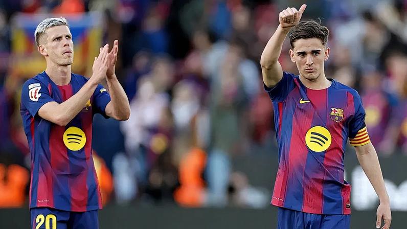 Gavi celebra o regresso após lesão