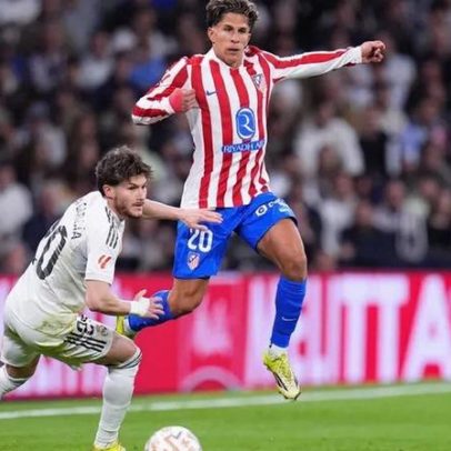 Atlético Madrid volta a criticar a arbitragem no dérbi com o Real Madrid
