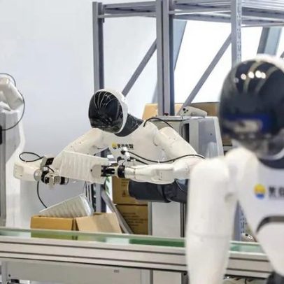 China reúne mais de 300 robôs numa meia-maratona em Pequim