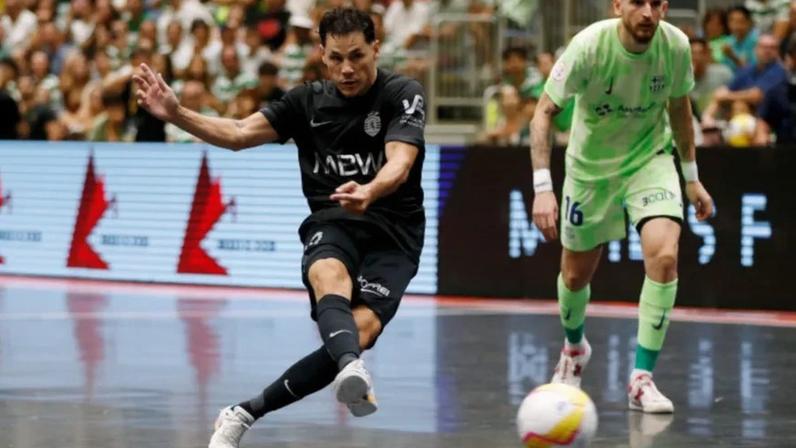Alex Merlin envolveu-se em polémica em jogo do filho