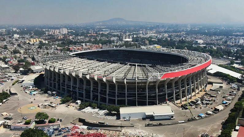 Estádio Azteca, a 2.240 metros de altitude, recebe o México-Portugal