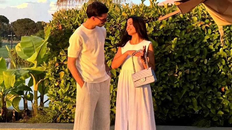 Sarah Richmon e Julian Weigl