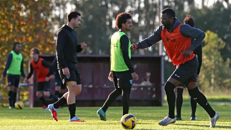 Plantel do Marinhense fez greve