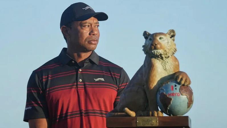 Tiger Woods foi detido por apresentar sinais de embriaguez após acidente de viação
