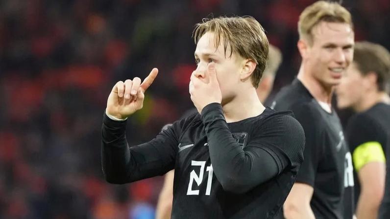 Schjelderup brilhou pela Noruega