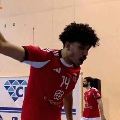 Espinho-Benfica interrompido por alegado insulto racista a Lucas França