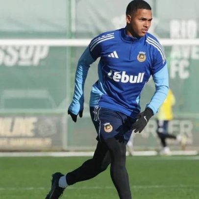 Rafael Lobato entra em aceleração