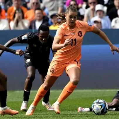 Ex-jogadora do Barcelona e PSG perde filho durante a gravidez