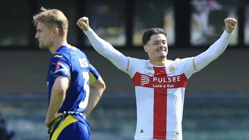 Vitinha celebra golo na Serie A