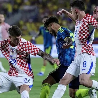 Colunista do El Espectador defende Luis Suárez: o problema pode ser nosso, não dele